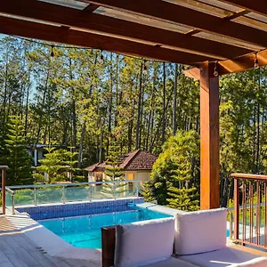 Vista Del Campo Country Club & Villa